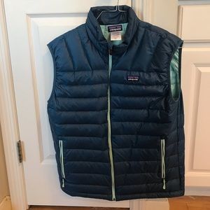 Men’s Patagonia vest-medium